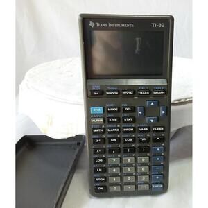 Texas Instruments TI-82 Graphing Calculator with Cover TESTED WORKING